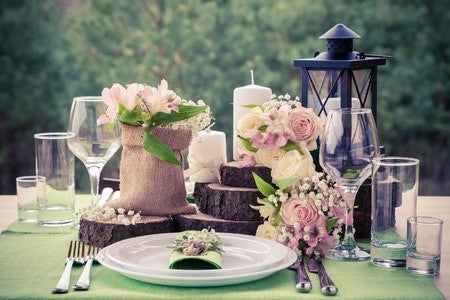 7 Great Wedding D&eacute;cor Ideas for Barns