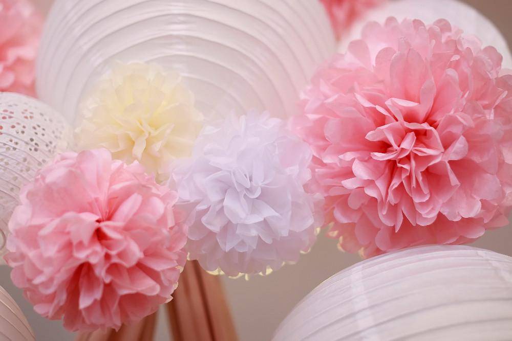 Multi-Color Tissue Paper POM Poms Hanging Decorative Flower Ball for  Wedding Party Decoration - China Paper POM Poms and POM Poms price